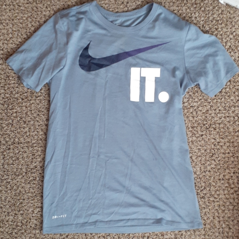 Womens blue nike shirt